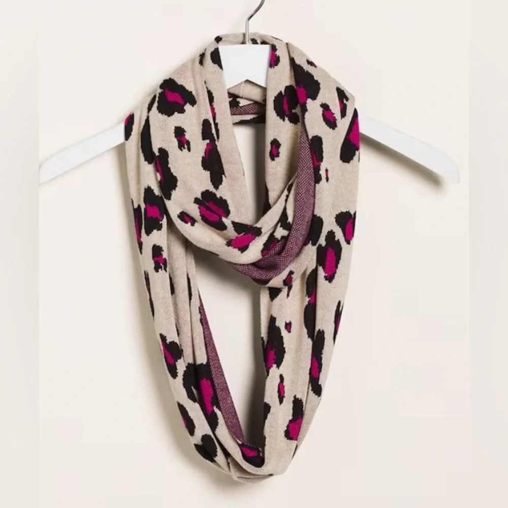 New Chicos Animal  Print Infinity knit Scarf